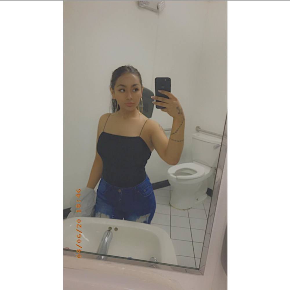 Meet your Posher, Ivory